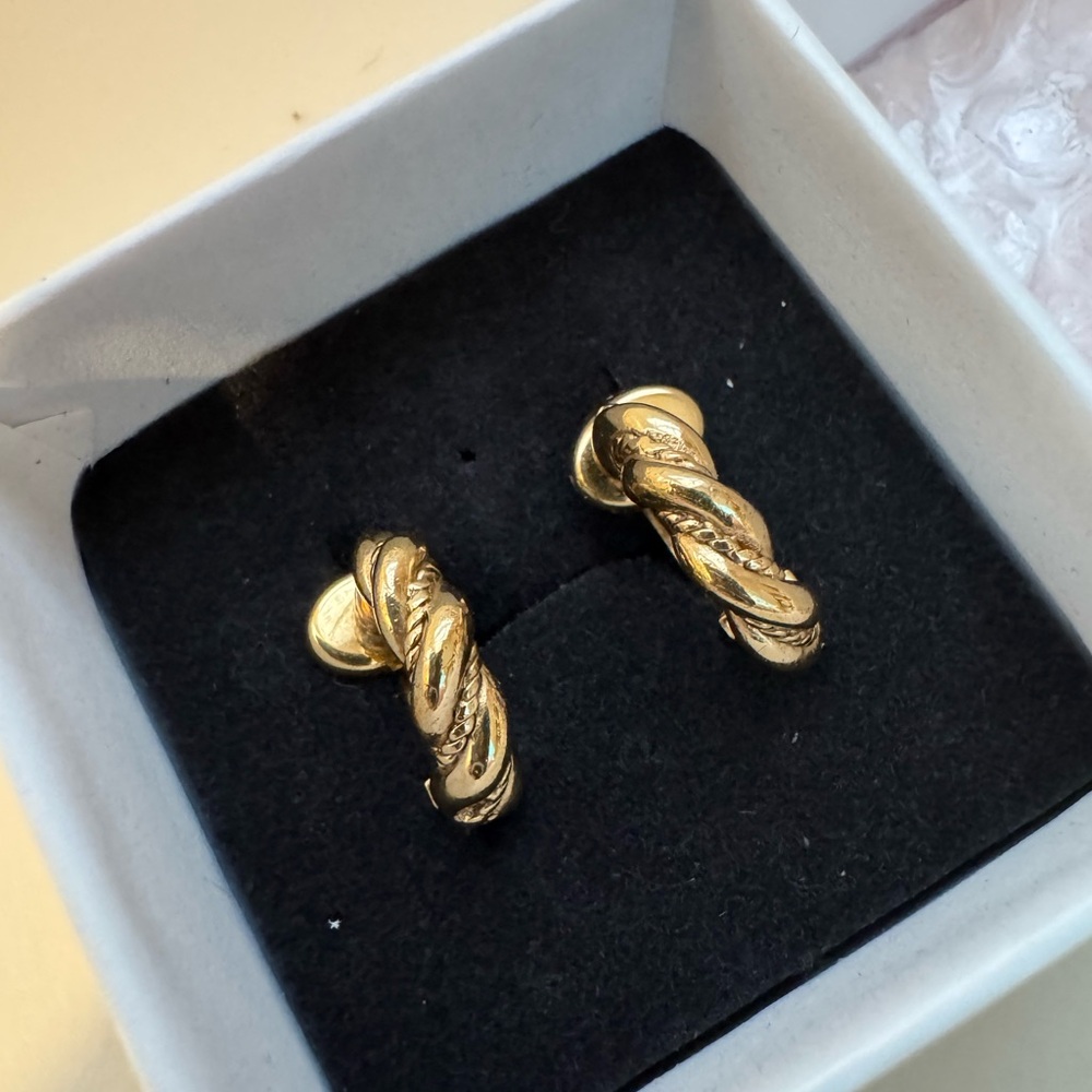 Christian Dior Gold Twisted Hoop Earrings - clip ons - Picture 2 of 3